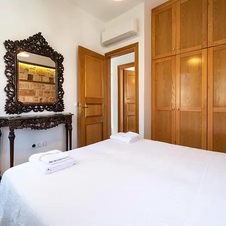 Hébergement de vacances Alexandros Meyísti