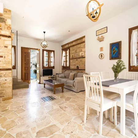 Alexandros Hébergement de vacances