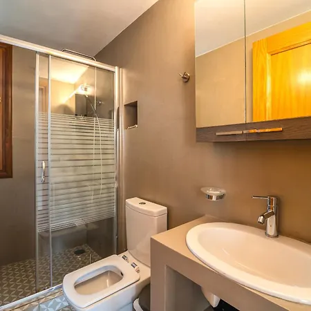 Alexandros Hébergement de vacances