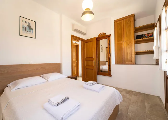 Alexandros Casa de Férias Meyísti